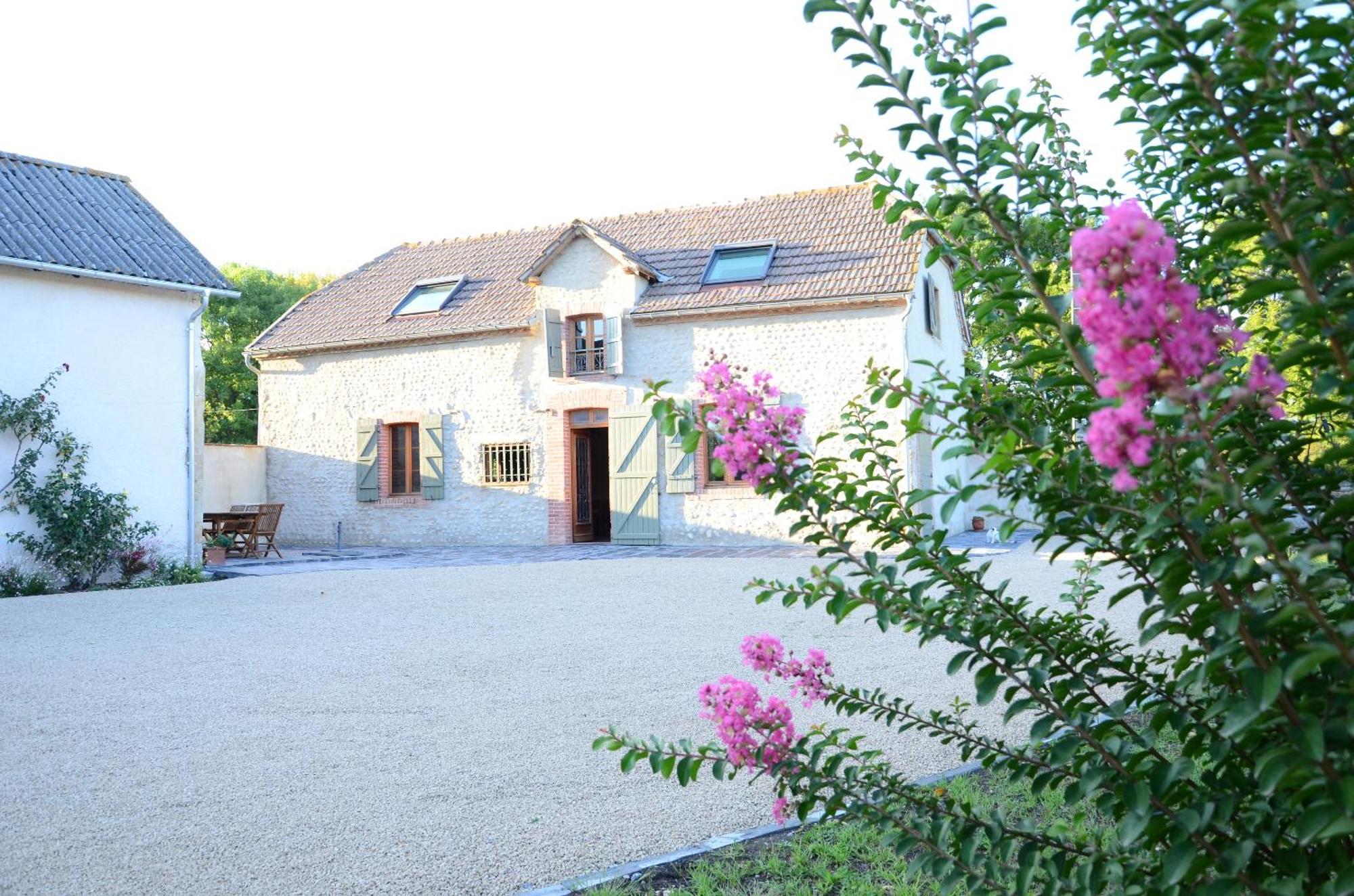 Ecogite Rural La Cle Des Champs Peyrelongue-Abos Room photo